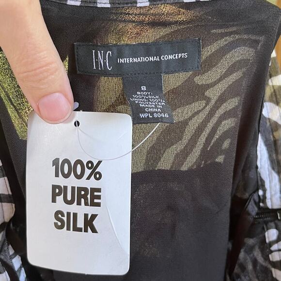 INC International Concepts Animal Print Mini Skirt 100% Silk Size 8. NEW - Picture 5 of 7